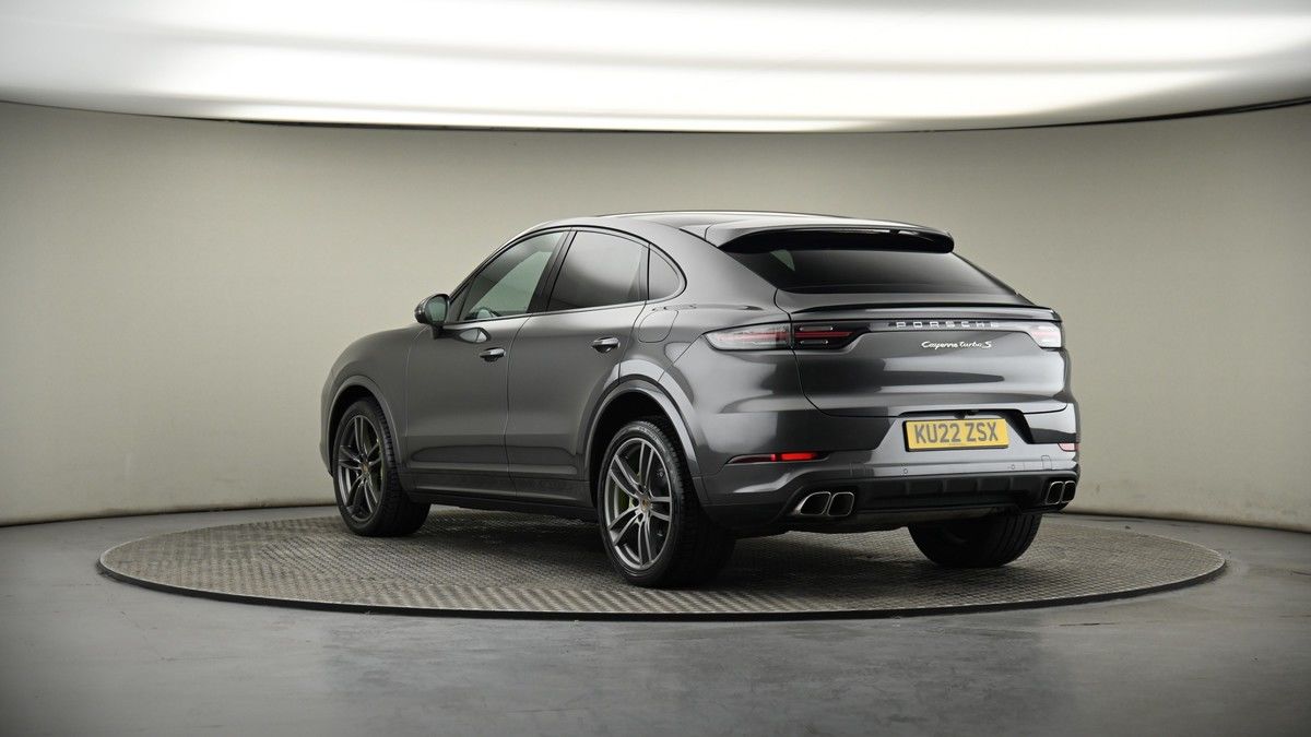 More views of Porsche Cayenne