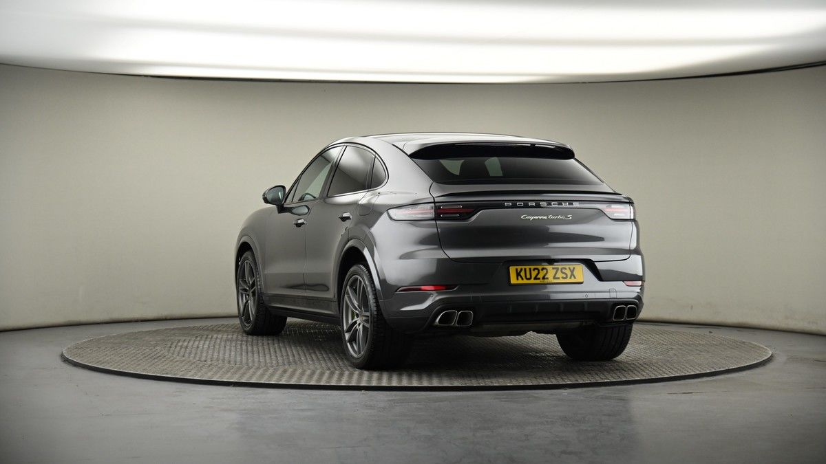 More views of Porsche Cayenne