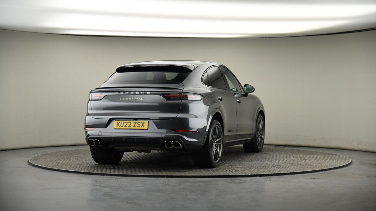 More views of Porsche Cayenne