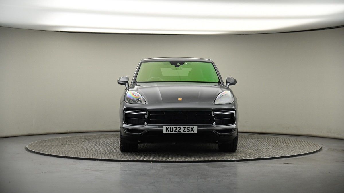 More views of Porsche Cayenne