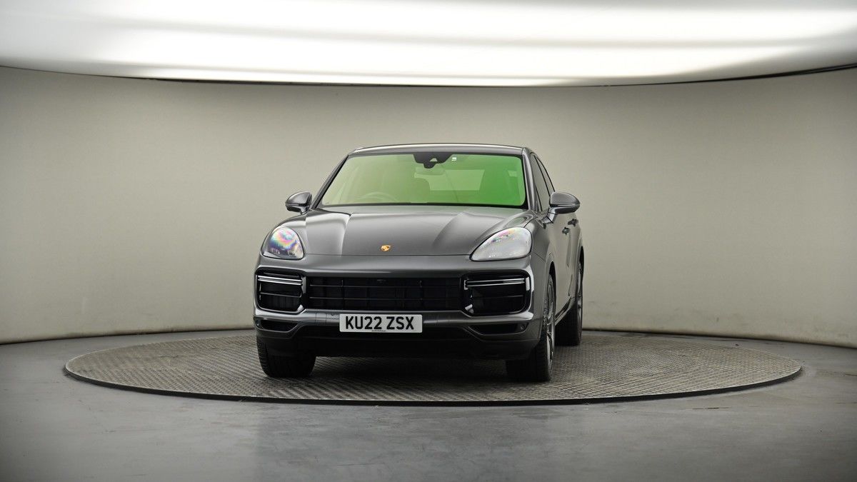 More views of Porsche Cayenne