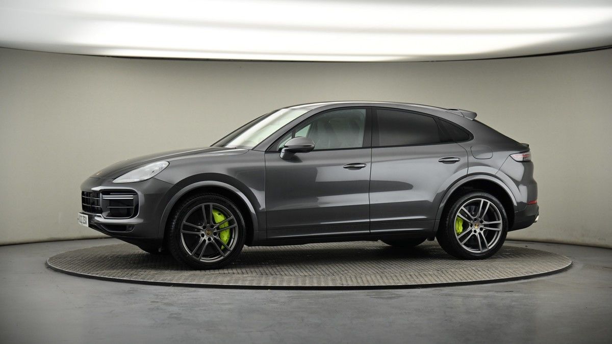 More views of Porsche Cayenne