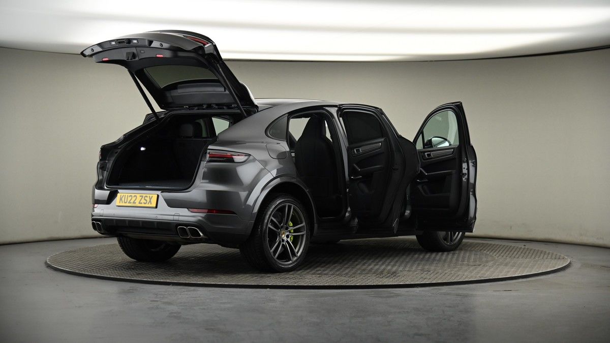 More views of Porsche Cayenne