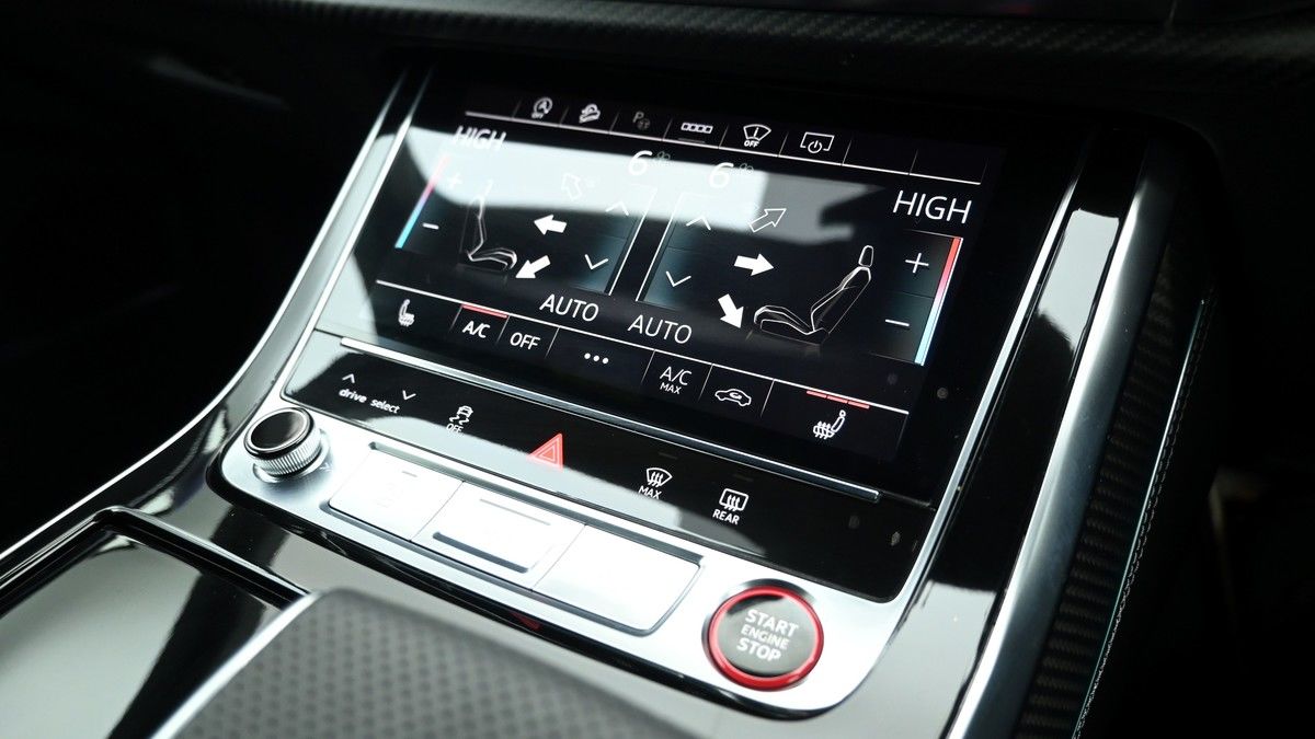 Audi SQ8 Image 13