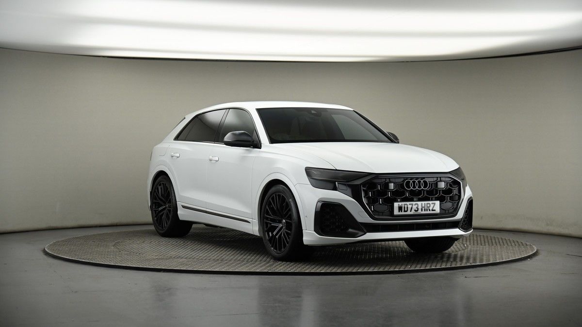 More views of Audi SQ8