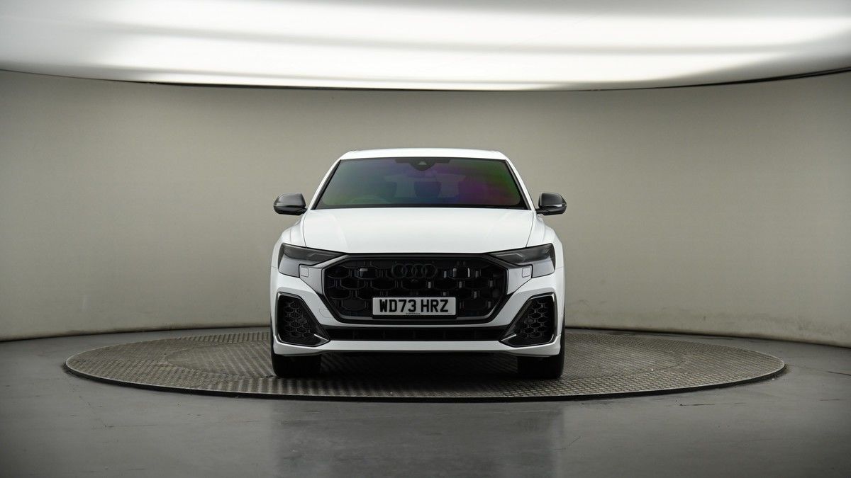 More views of Audi SQ8