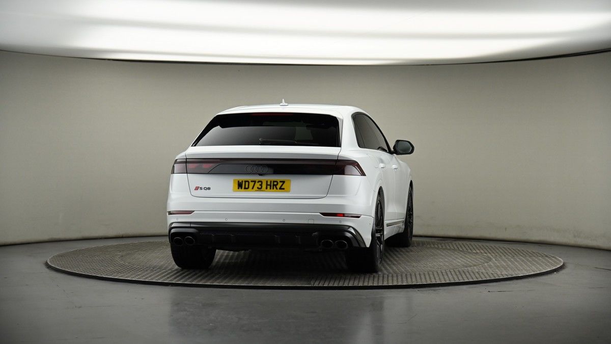 More views of Audi SQ8