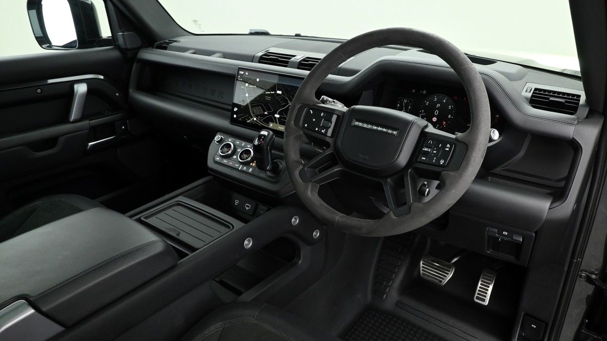 Land Rover Defender 90 Image 3