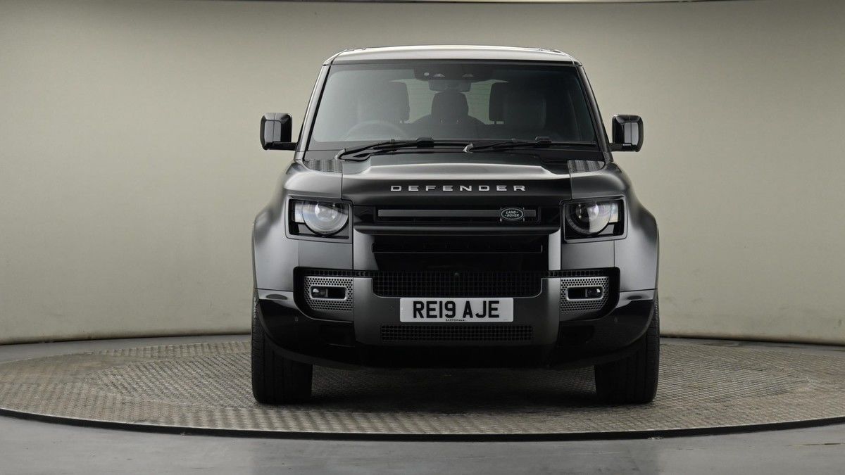 Land Rover Defender 90 Image 7