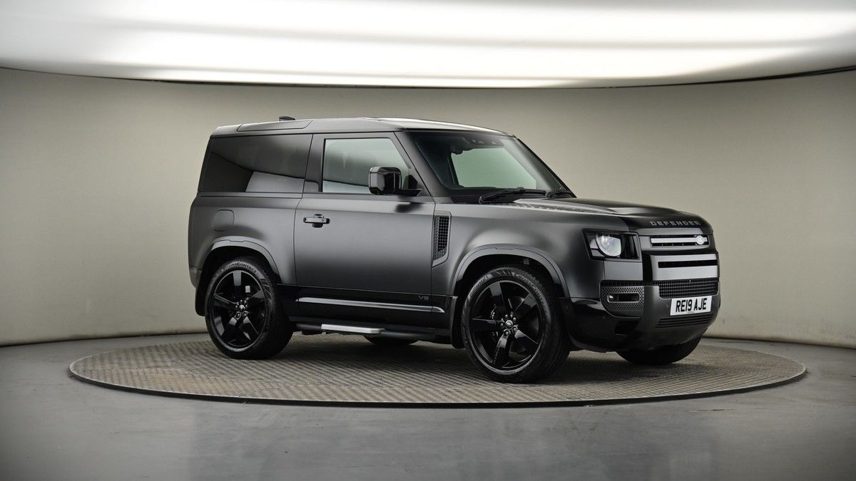More views of Land Rover Defender 90