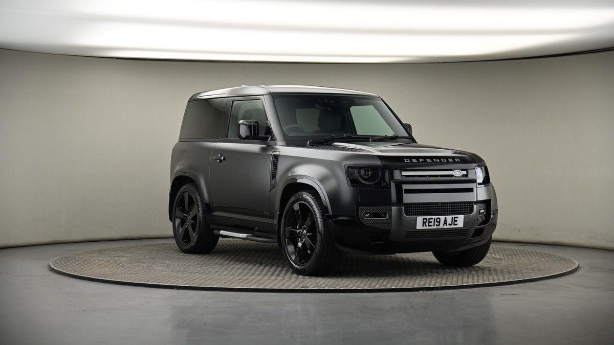 More views of Land Rover Defender 90