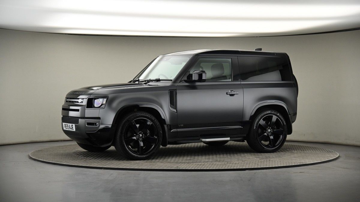 More views of Land Rover Defender 90