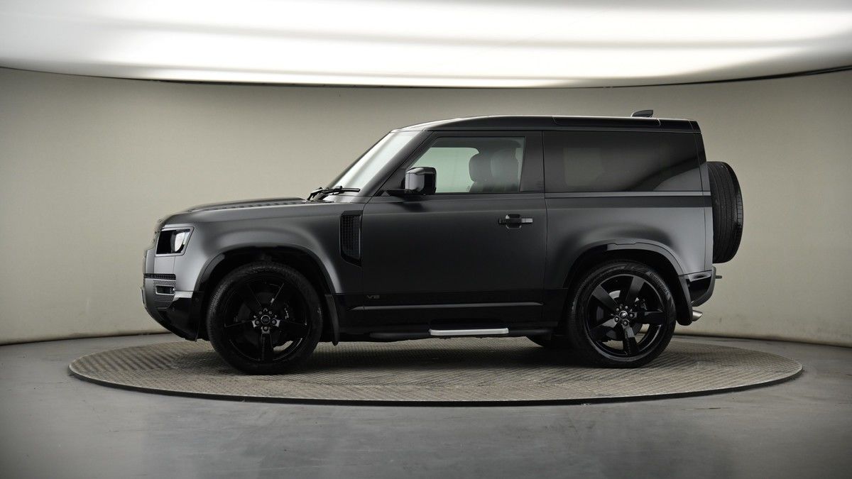 More views of Land Rover Defender 90