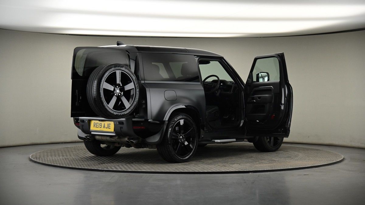 More views of Land Rover Defender 90