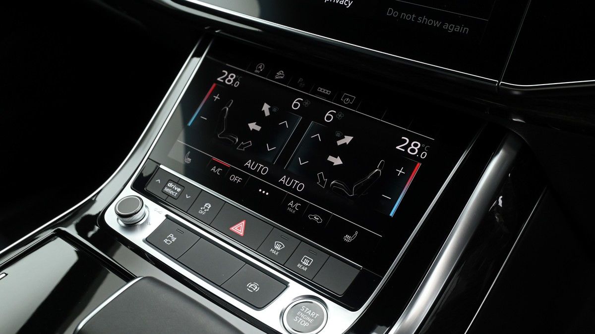 Audi Q7 Image 15