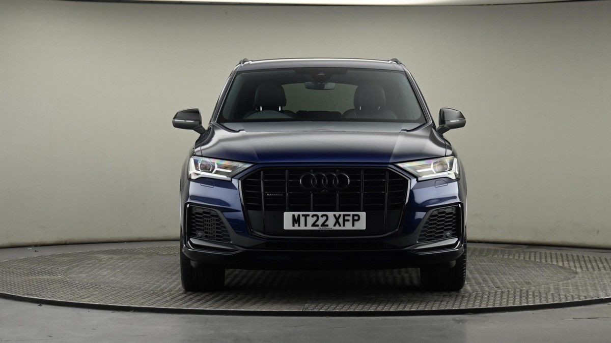 Audi Q7 Image 7