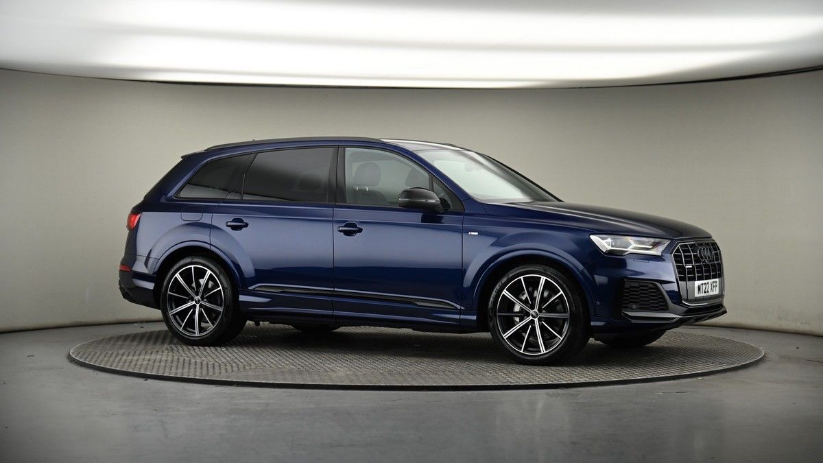 More views of Audi Q7