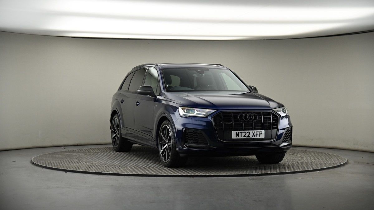More views of Audi Q7