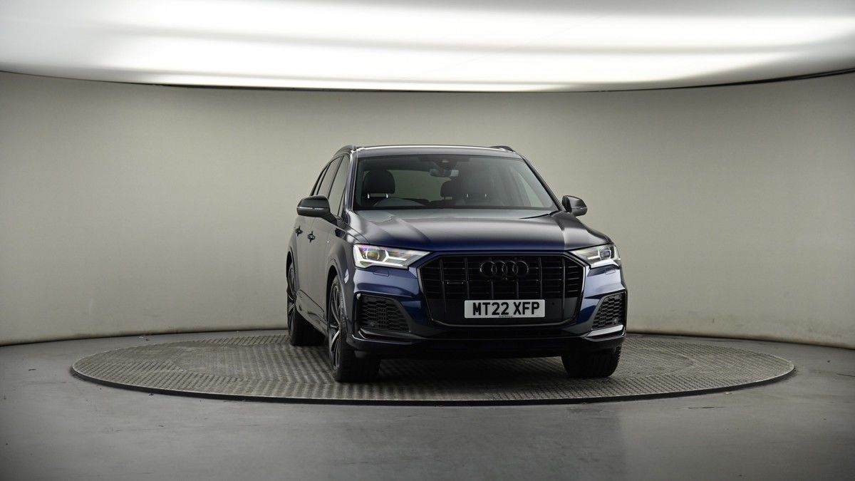 More views of Audi Q7