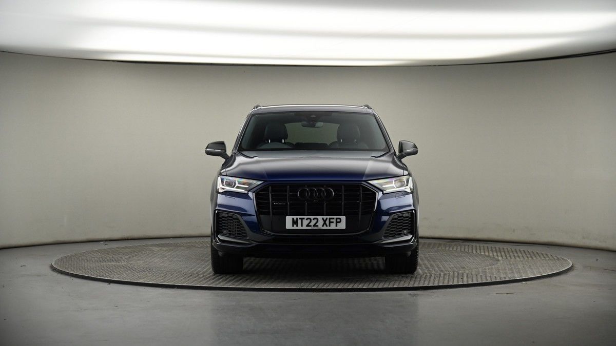 More views of Audi Q7