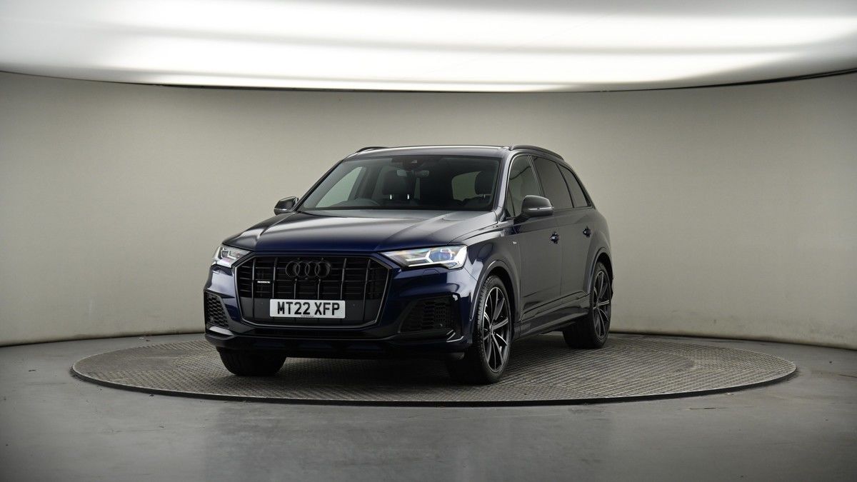 More views of Audi Q7