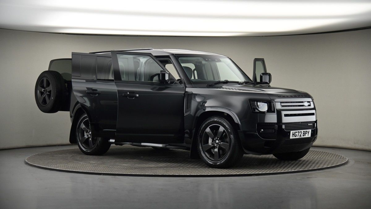 More views of Land Rover Defender 110