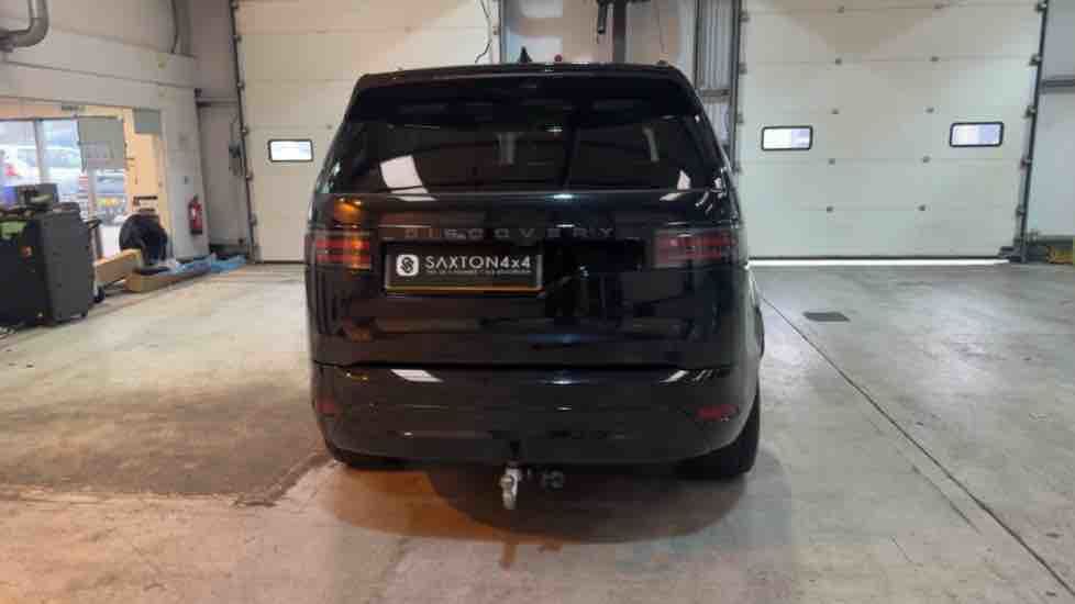 More views of Land Rover Discovery