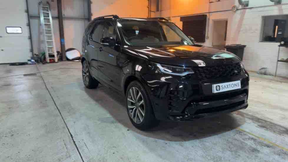 More views of Land Rover Discovery