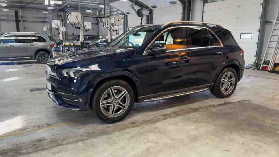 More views of Mercedes-Benz GLE