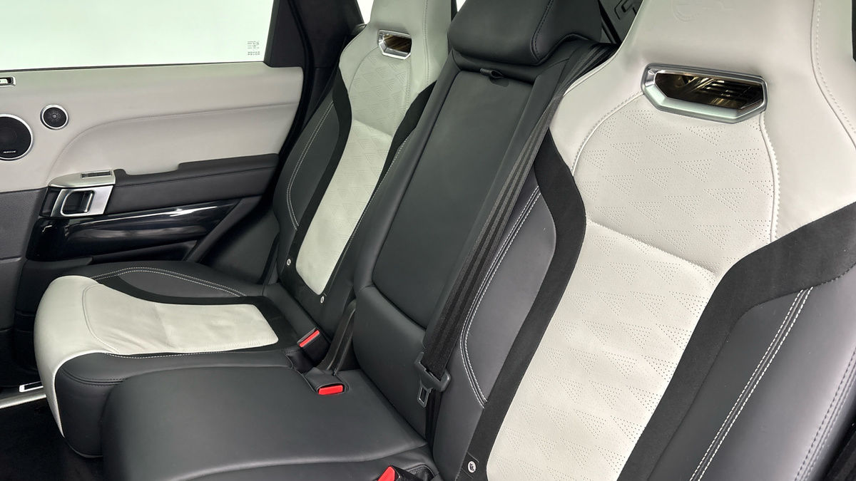 Land Rover Range Rover Sport Image 8
