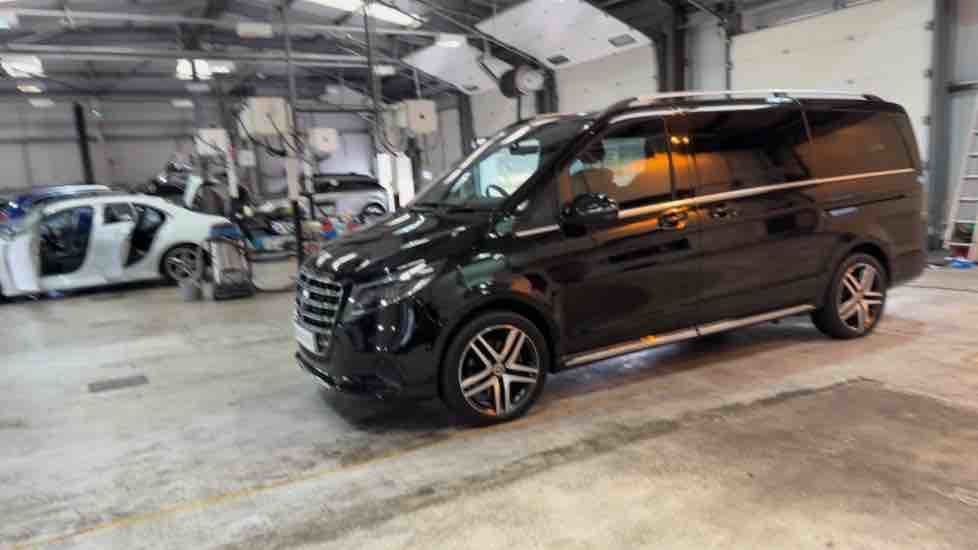 More views of Mercedes-Benz V Class