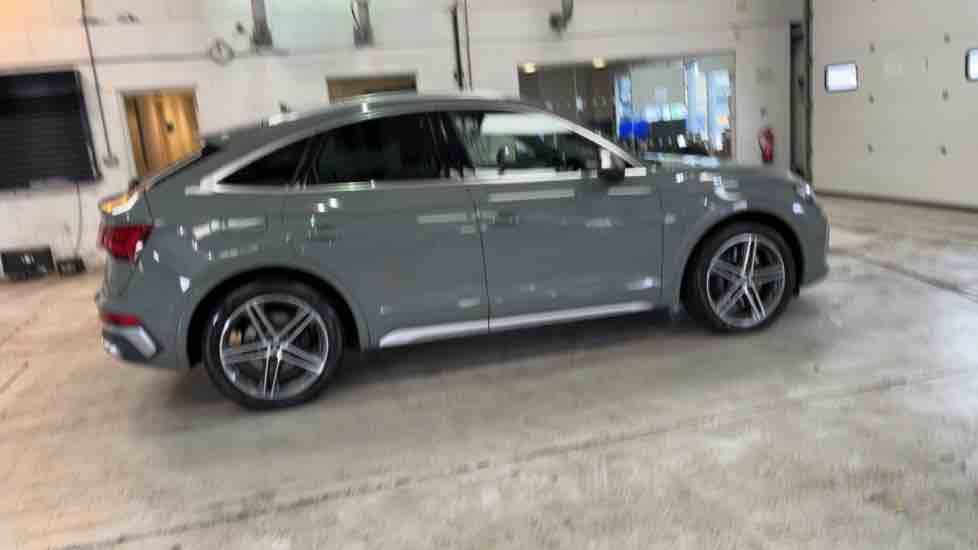More views of Audi SQ5