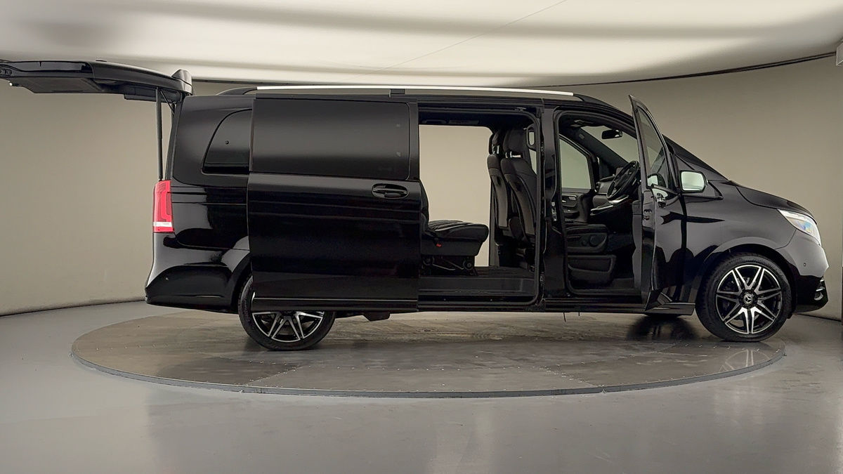 More views of Mercedes-Benz V Class