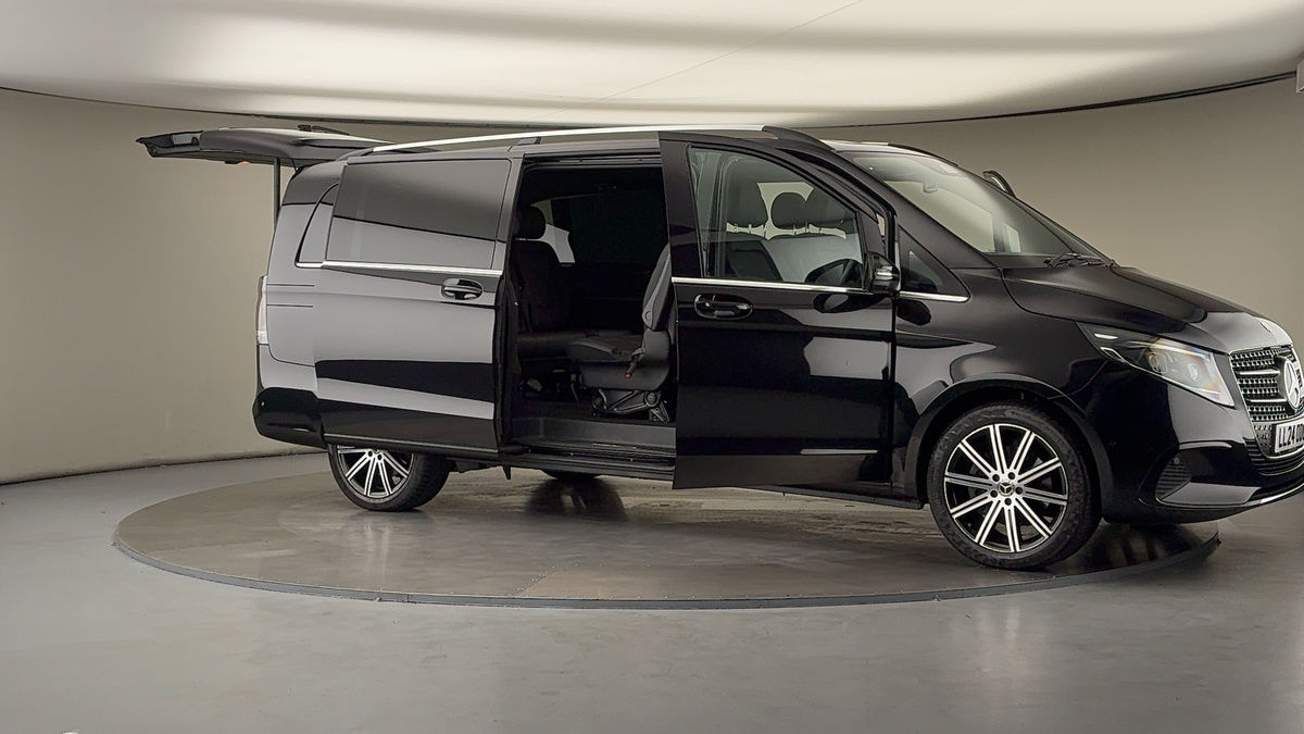 More views of Mercedes-Benz V Class