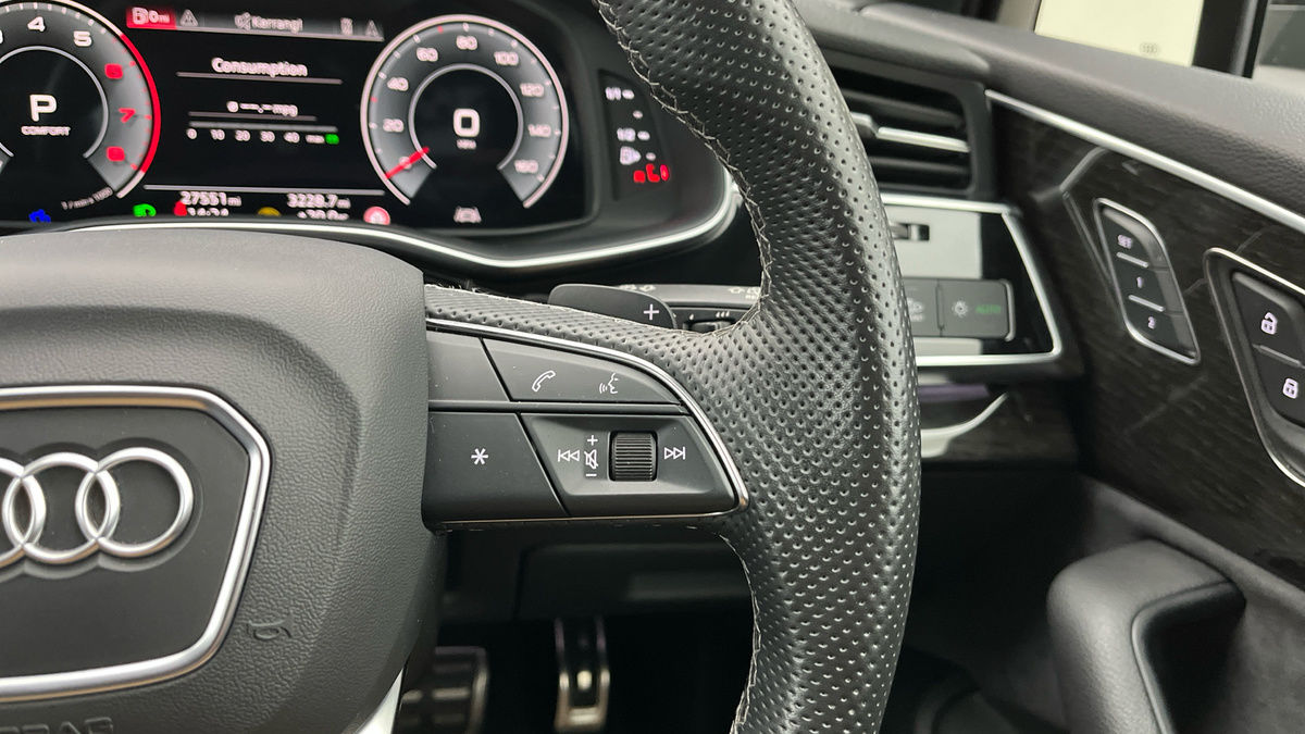 Audi Q7 Image 14