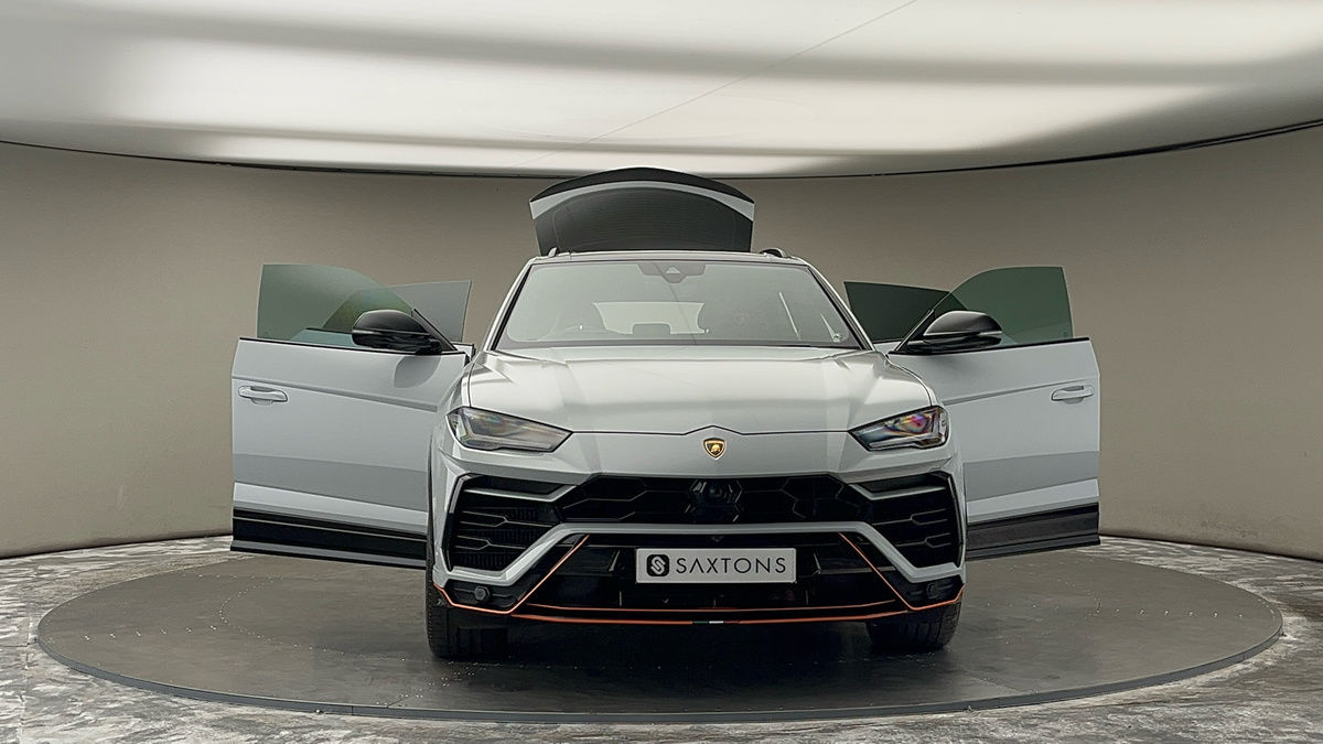 More views of Lamborghini Urus