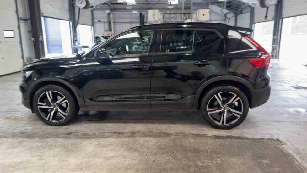 More views of Volvo XC40