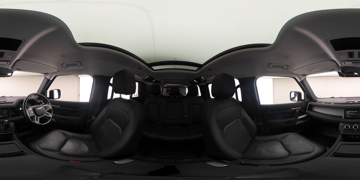 More views of Land Rover Defender 110