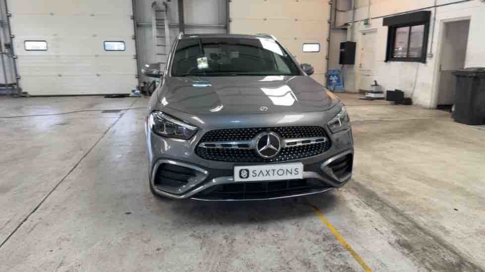 More views of Mercedes-Benz GLA