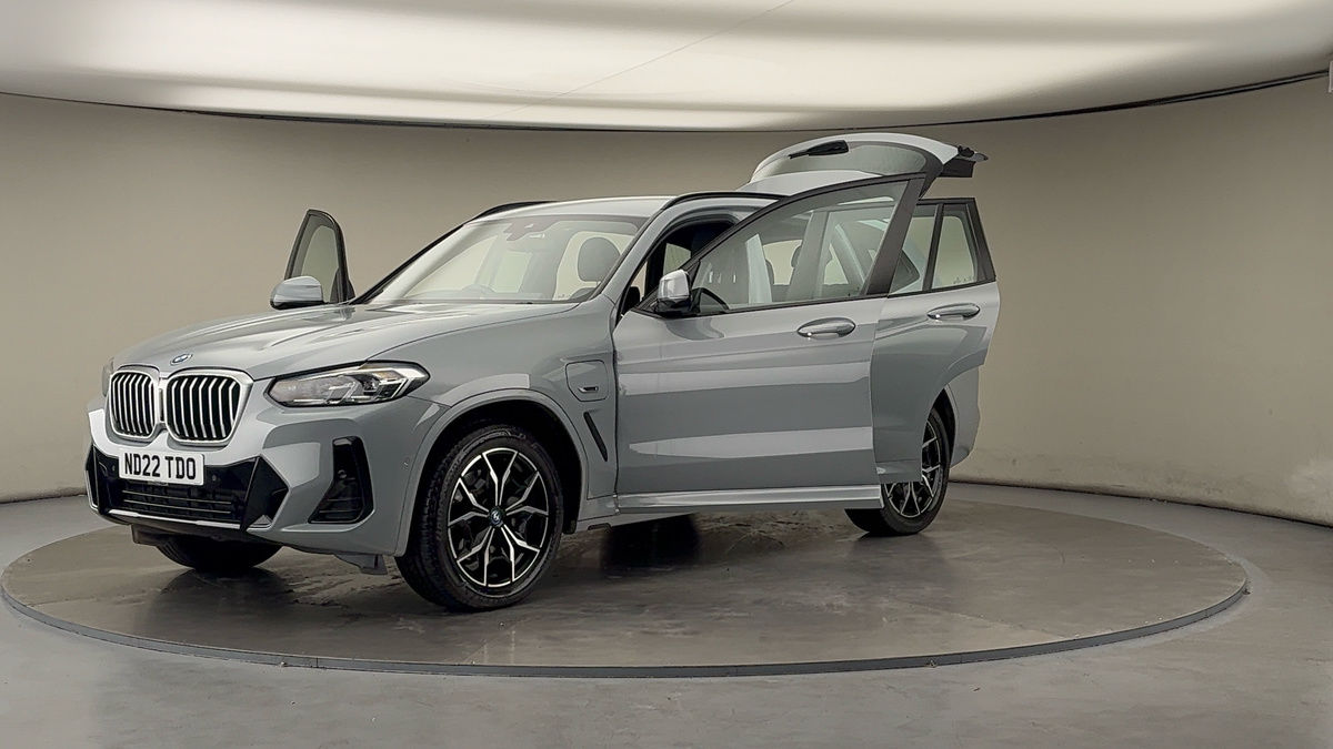 More views of BMW X3