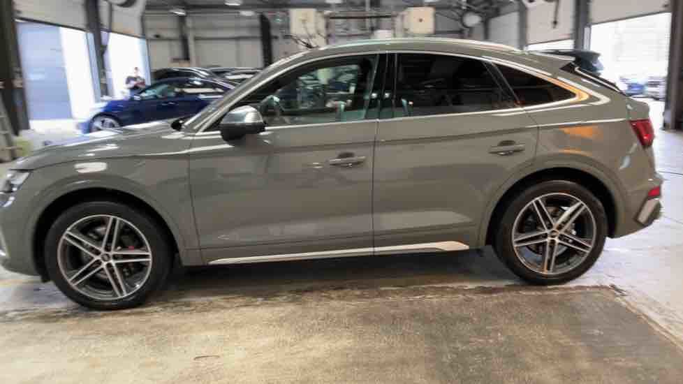 More views of Audi SQ5