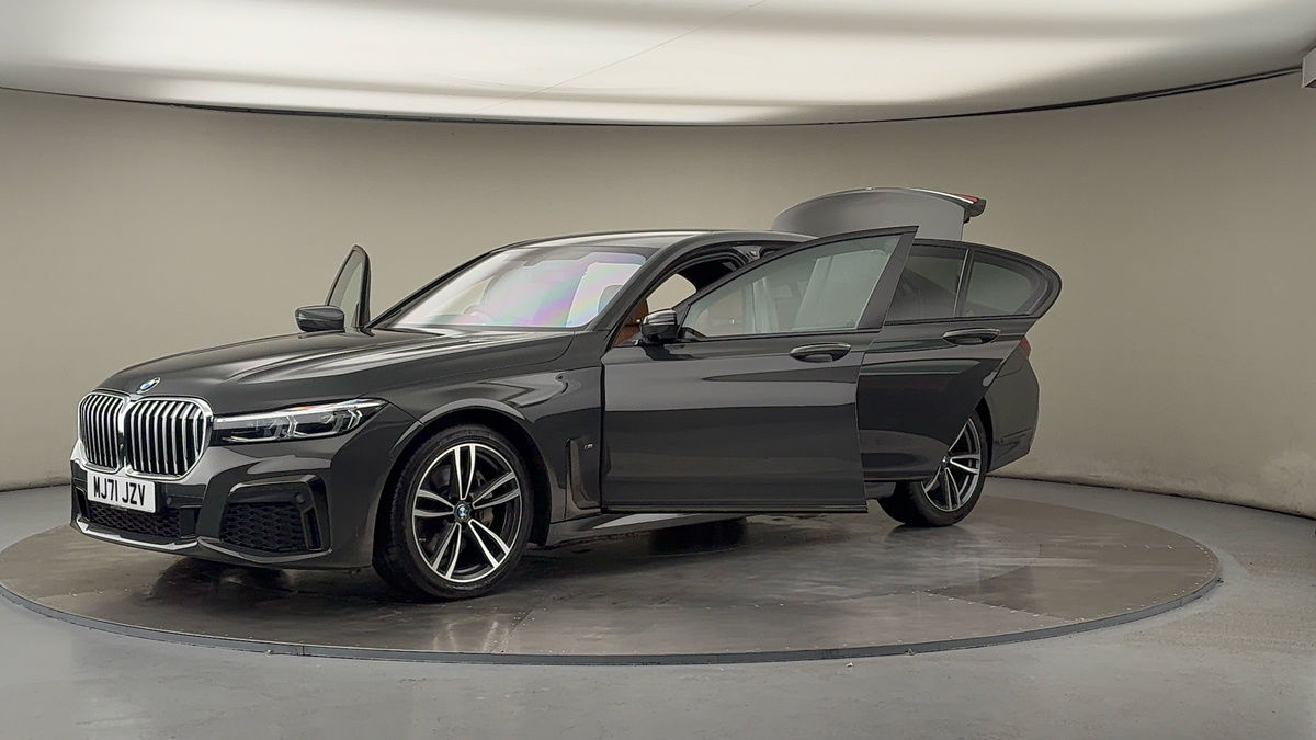 BMW 7 Series Image 22