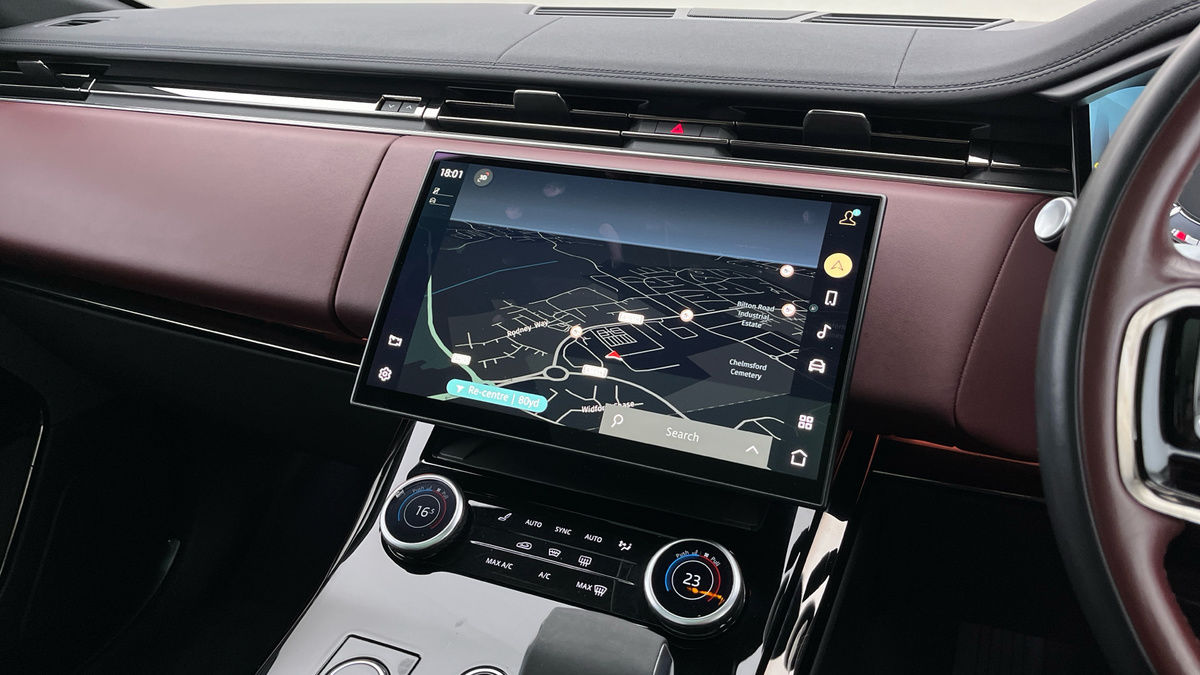 Land Rover Range Rover Sport Urban Image 17