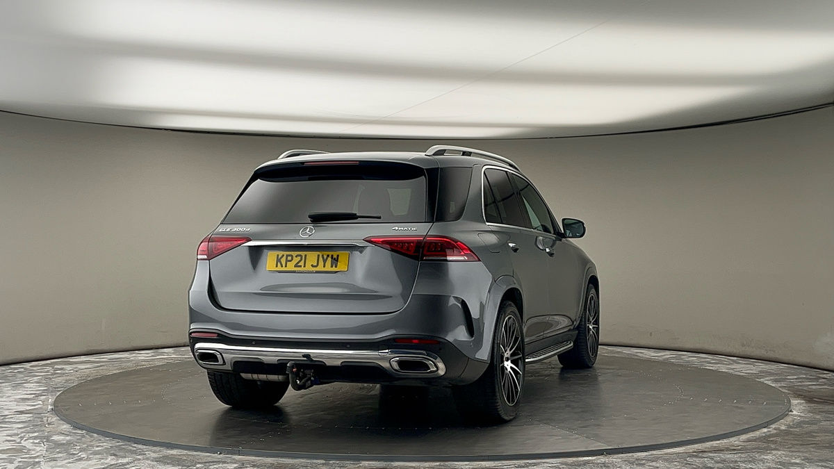 More views of Mercedes-Benz GLE