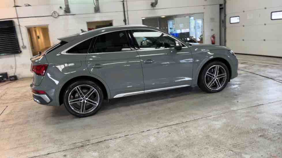 More views of Audi SQ5