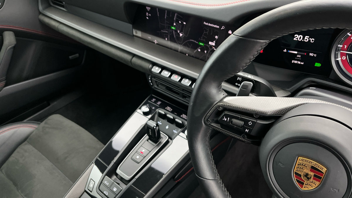 Porsche 911 Image 18