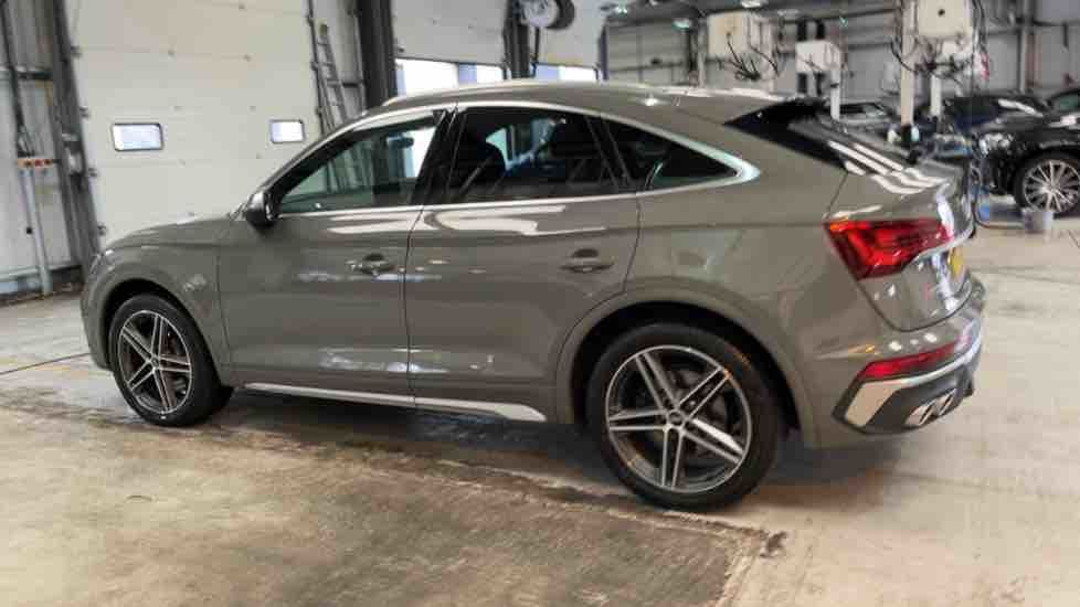 More views of Audi SQ5