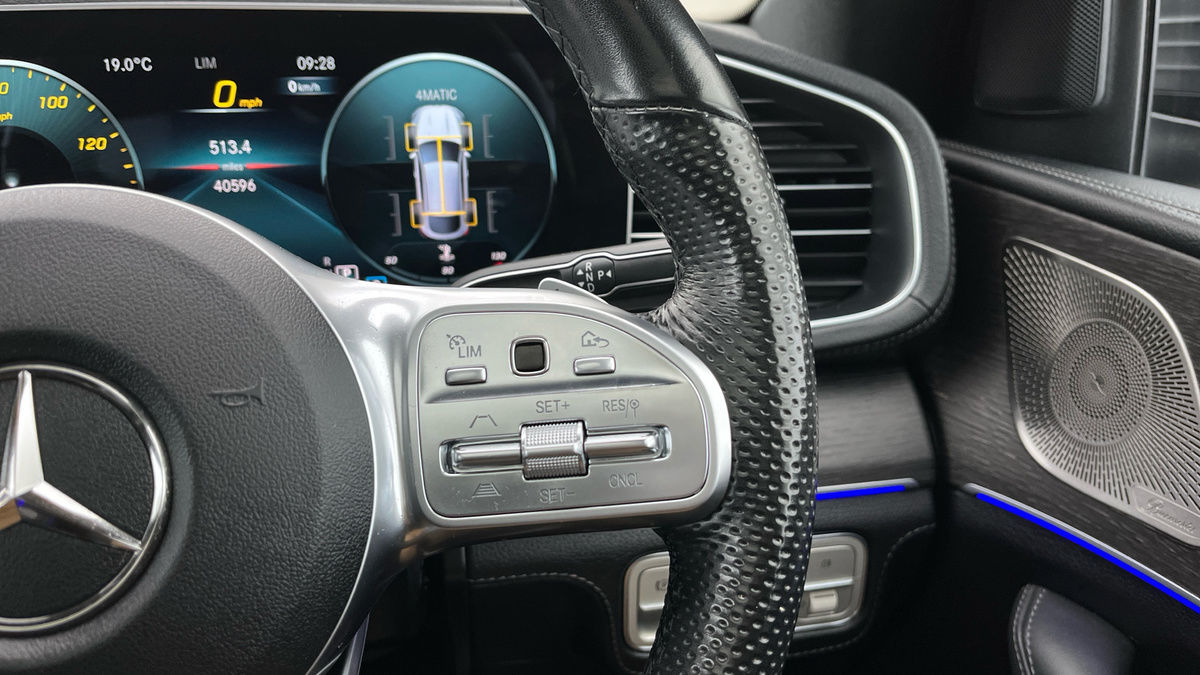 Mercedes-Benz GLE Image 14