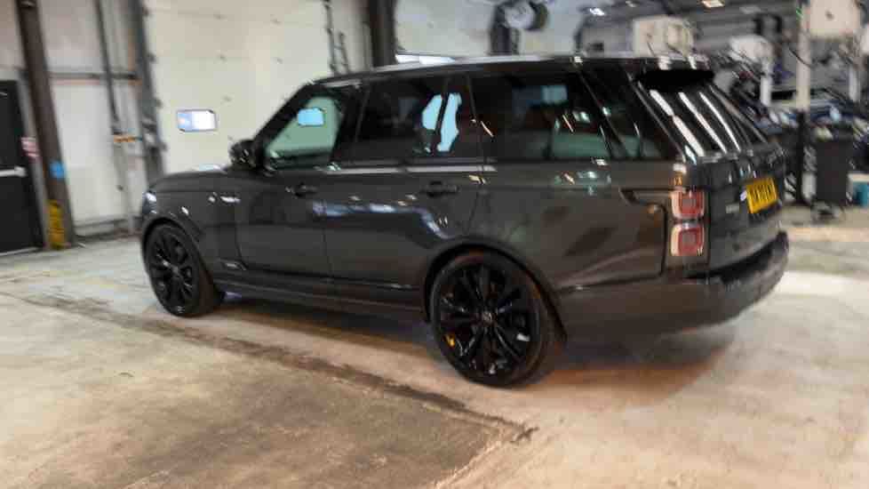 More views of Land Rover Range Rover