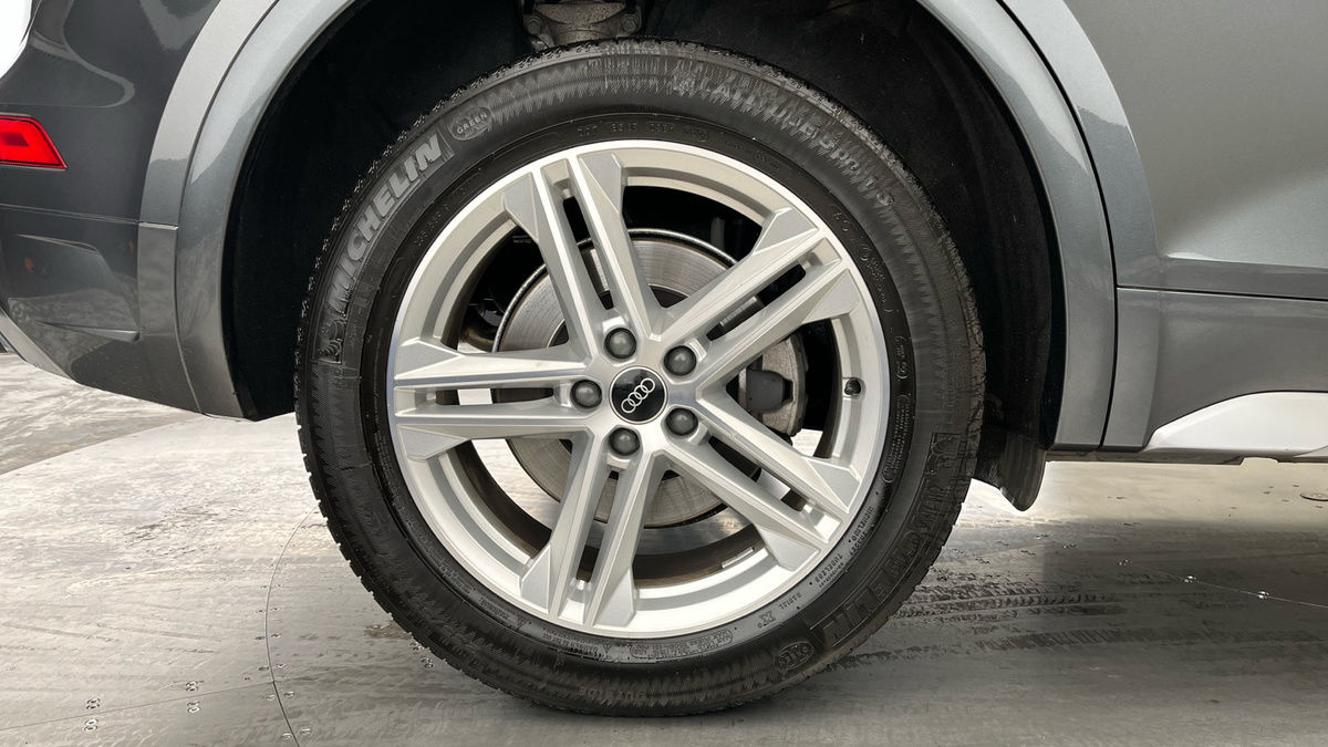 Audi Q5 Image 10
